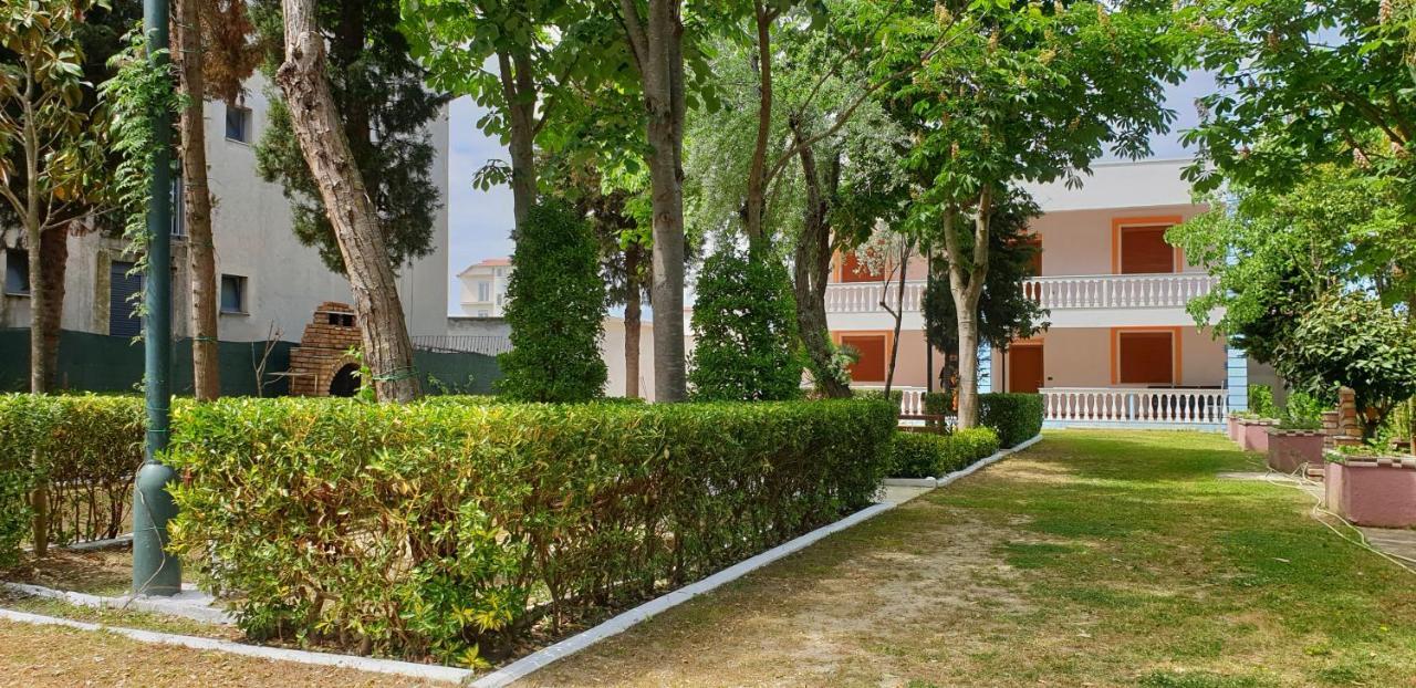 Vila Gridi- Apartamente Me Qera Spille Exterior foto